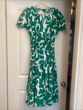 Green and White Printed Smocked-Waist Midi Dress